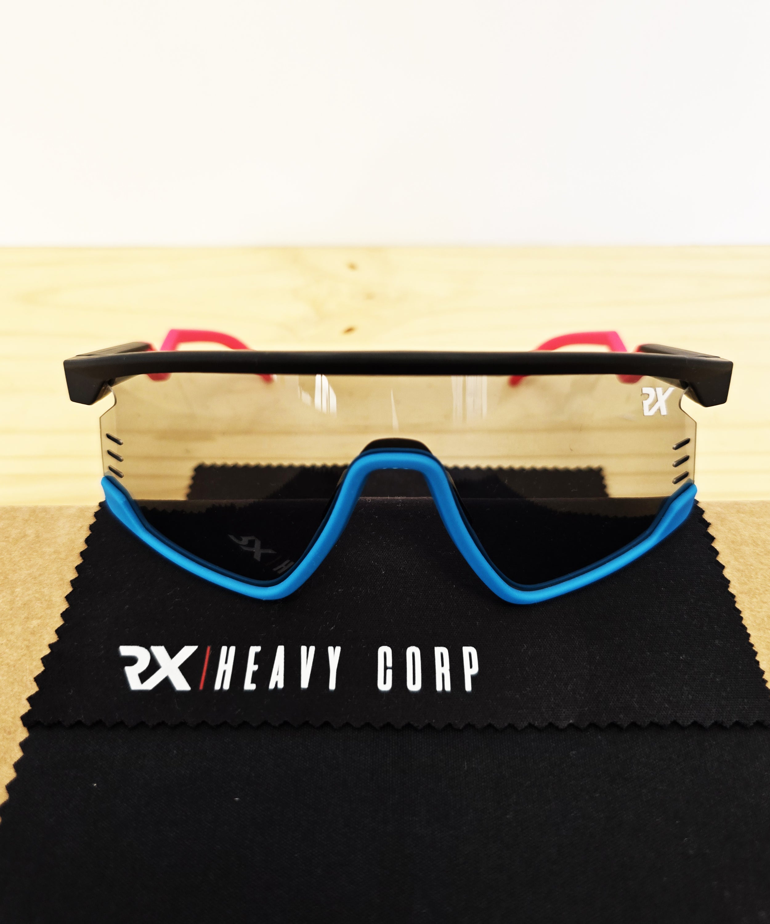 Gafas de sol deportivas - VECTOR negra rosa azul