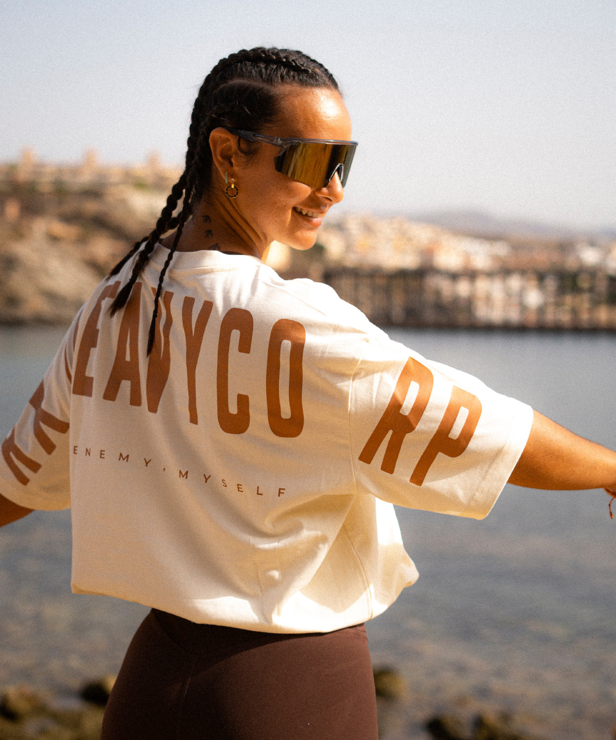 Crop top oversize - My enemy, myself - skatee blanco, negro, beige
