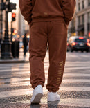 Pantalón Oversize Unisex - Diseño corporativo - Marrón Chocolate